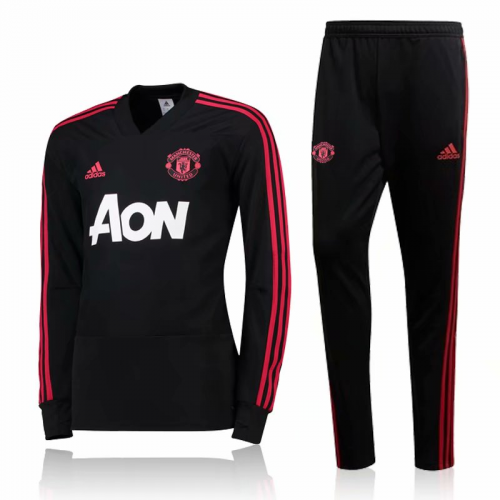 man utd tracksuit